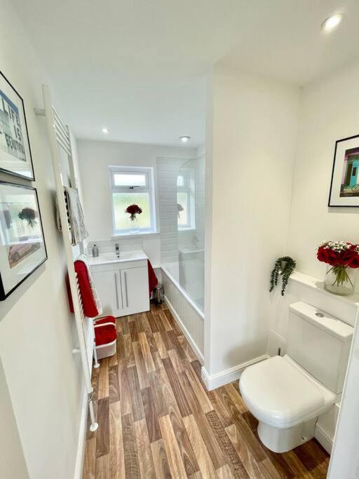 Stylish Boutique Bungalow Felixstowe Exterior photo